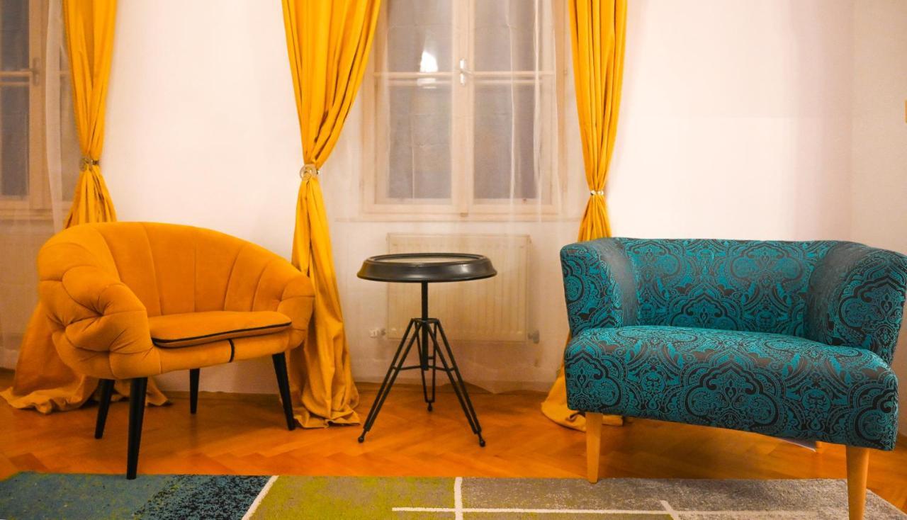 Breathtaking Suite Mozart Vienna Exterior photo